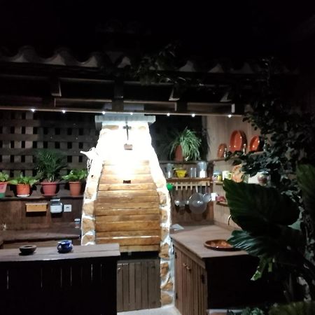 Гостевой дом Casa Cueva El Almendro Пегалахар Экстерьер фото