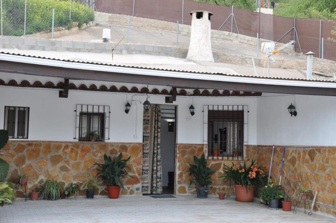 Гостевой дом Casa Cueva El Almendro Пегалахар Экстерьер фото